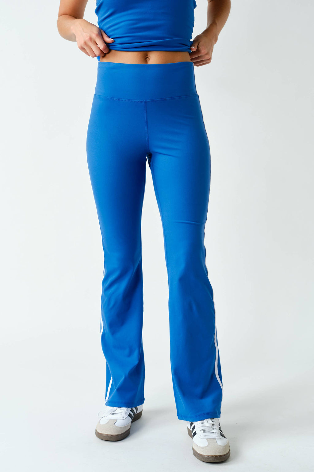 Sculpted High-Waist Flare Legging