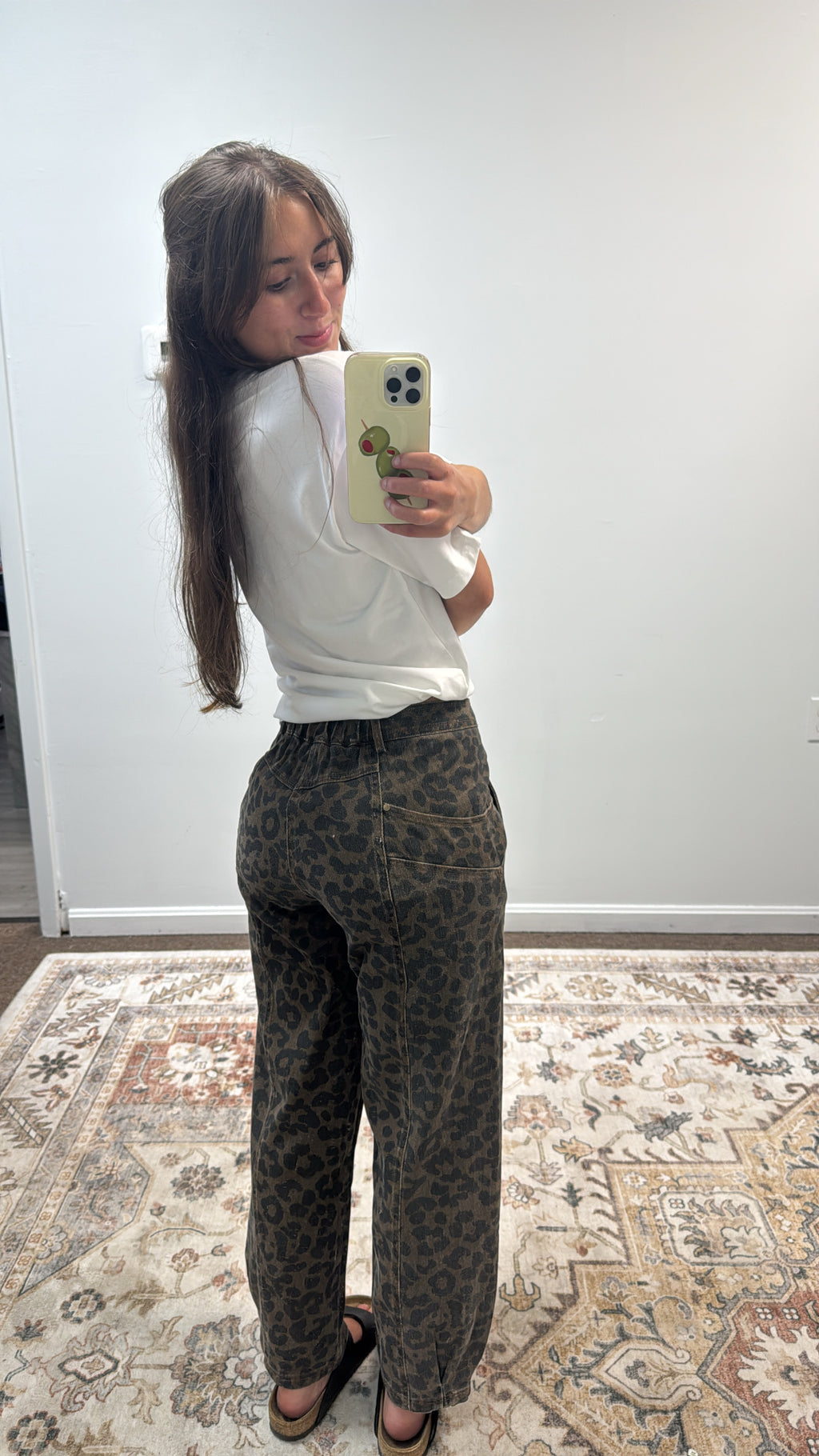 TWO TONED LEOPARD PRINT TWILL MID RISE WIDE PANTS