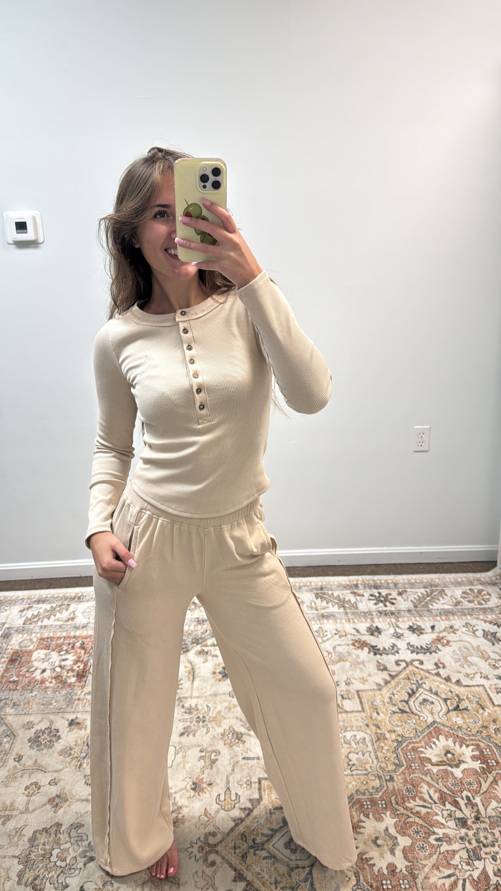 FITTED LONG SLEEVE RIBBED HENLEY KNIT TOP