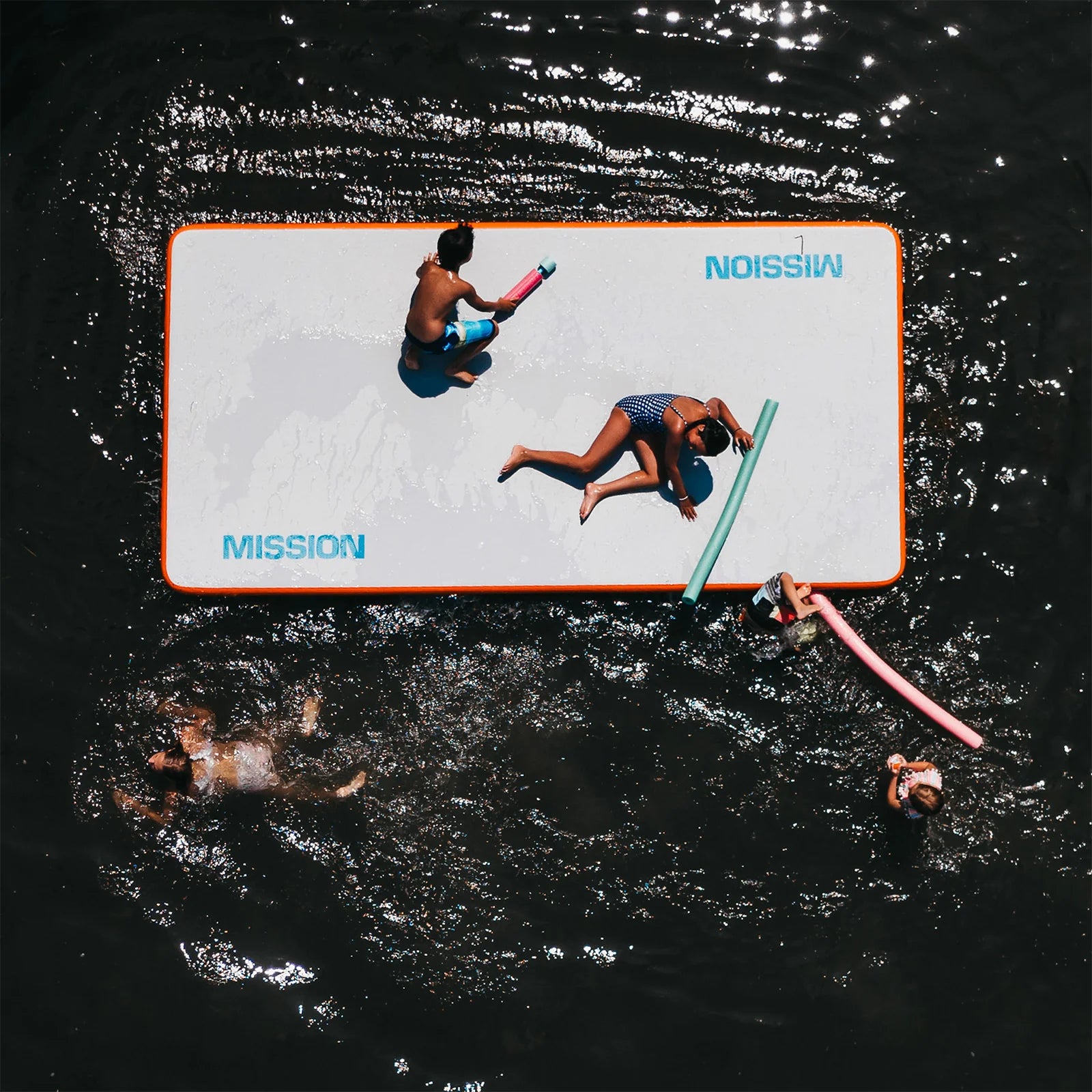 Reef Inflatable Water Mat